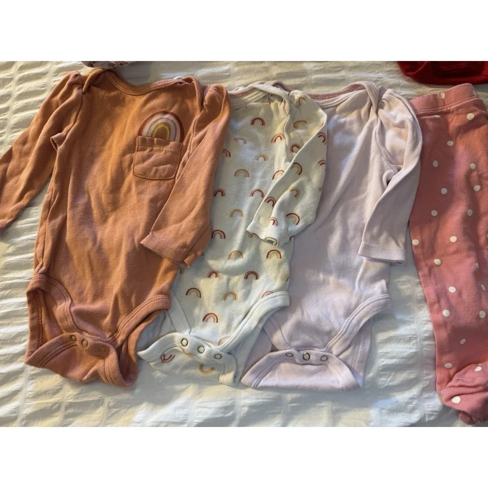 Lot of 11 piece Baby Girls Bodysuit Pants Outfit Pants‎ Hugs & Kisses 3/6 Month